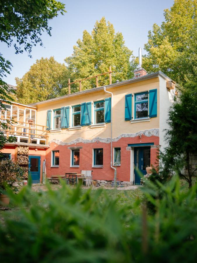 The Upholstery Tinyhouse Deluxe Eco Chalet Kreativ Citynah Chemnitz Extérieur photo