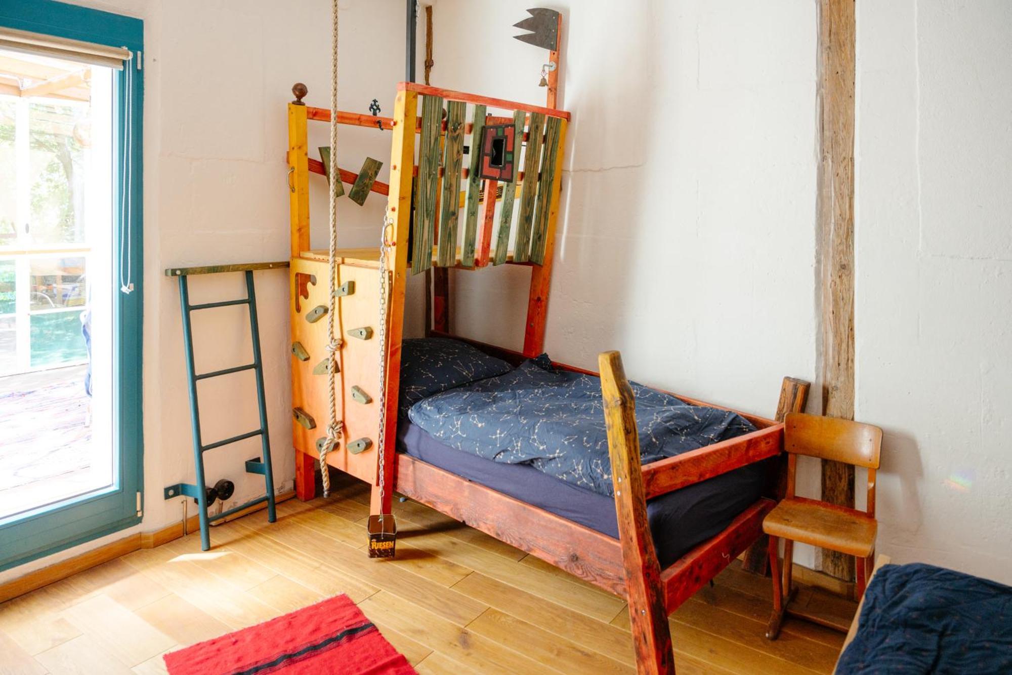 The Upholstery Tinyhouse Deluxe Eco Chalet Kreativ Citynah Chemnitz Extérieur photo