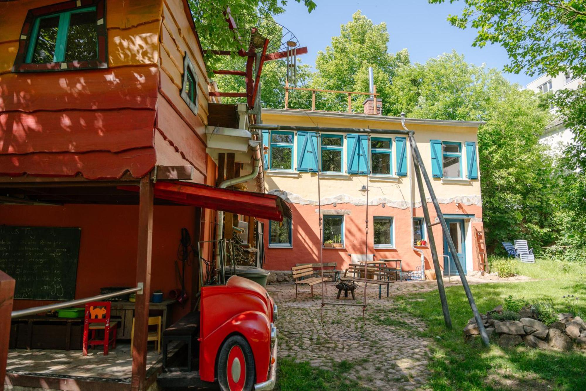 The Upholstery Tinyhouse Deluxe Eco Chalet Kreativ Citynah Chemnitz Extérieur photo